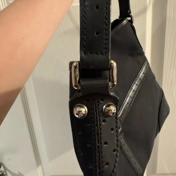 Gucci Black Shoulder Bag G Reins - Picture 8 of 14